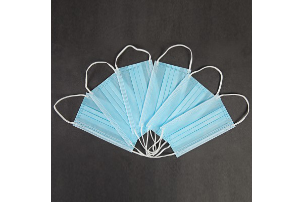 Polytetrafluoroethylene (PTFE) air filtration membrane